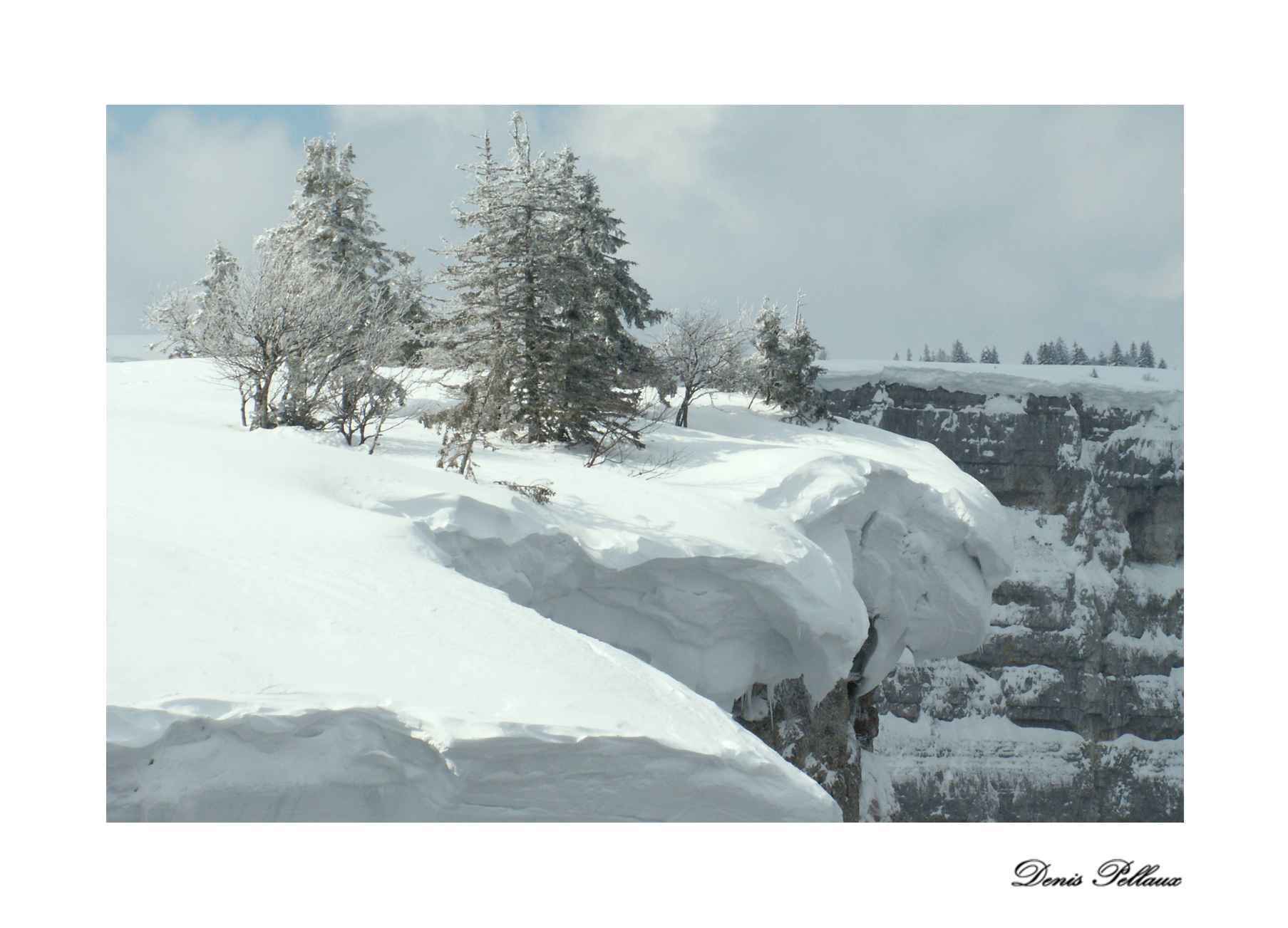Corniche fissure - Creux-du-Van
